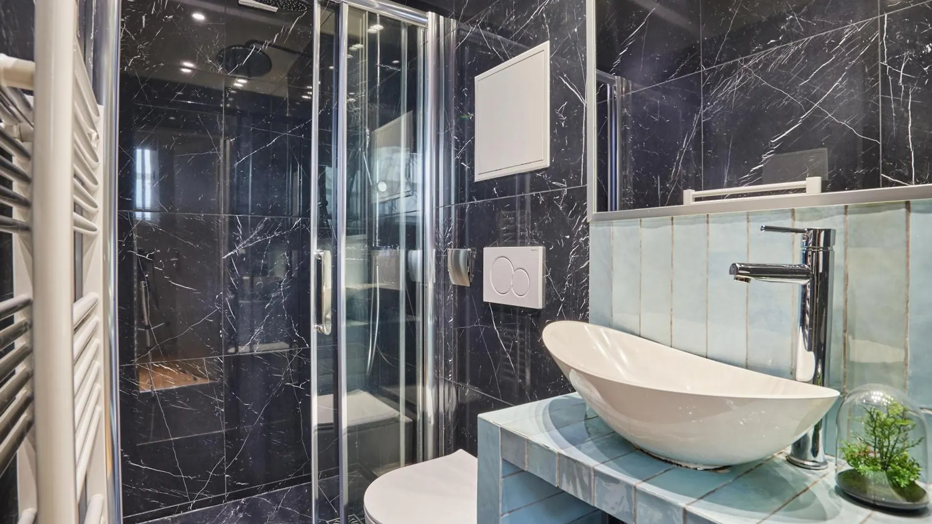Residence Centre De Paris By Studio Prestige