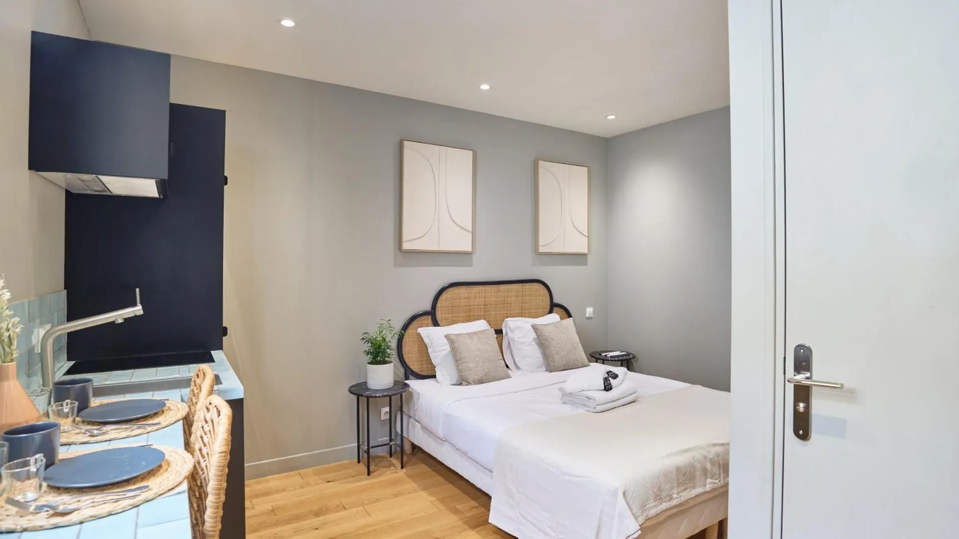 Residence Centre De Paris By Studio Prestige Apartment