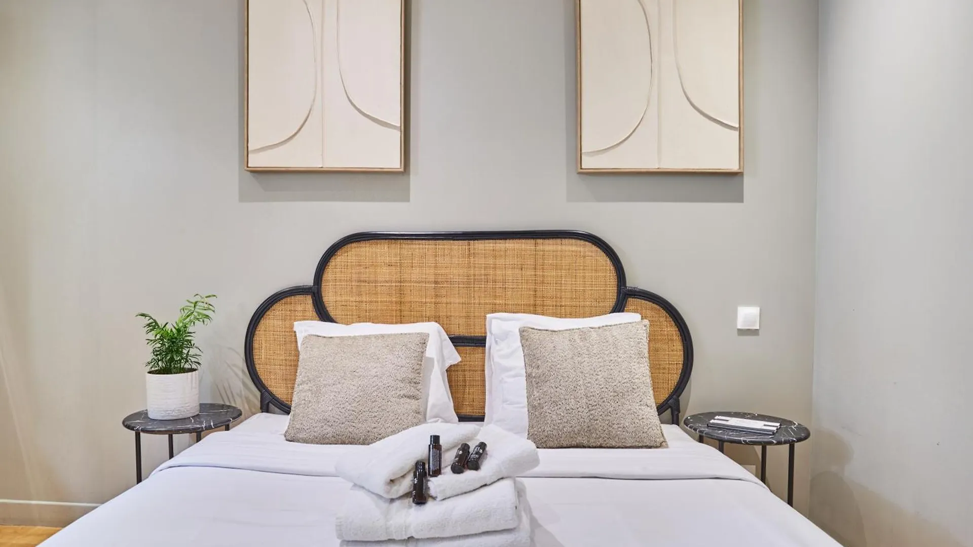Residence Centre De Paris By Studio Prestige