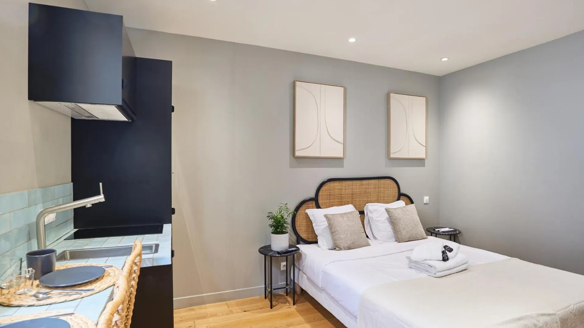 Residence Centre De Paris By Studio Prestige